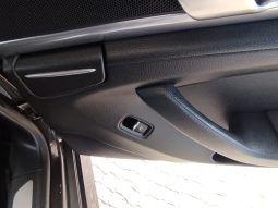 Porsche Panamera completo