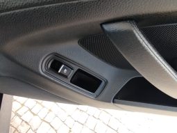 Porsche Panamera completo