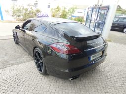 Porsche Panamera completo