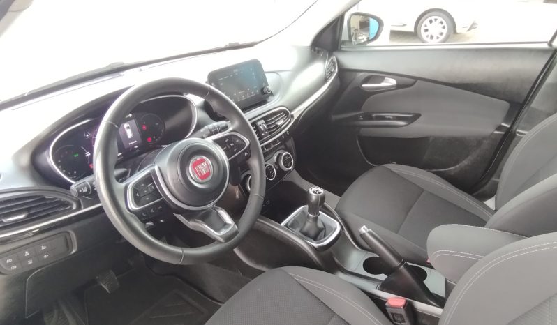 Fiat Tipo completo