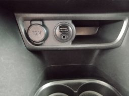 Peugeot 208 completo