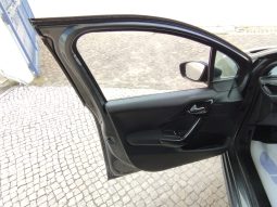 Peugeot 208 completo