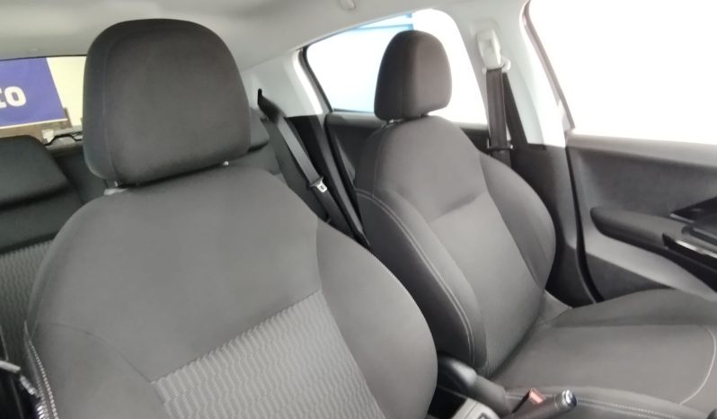 Peugeot 208 completo