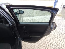 Peugeot 208 completo