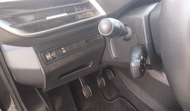 Peugeot 3008 completo