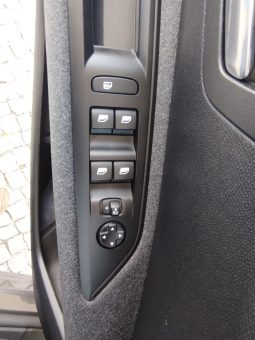 Peugeot 3008 completo