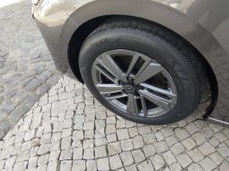 Peugeot 308 SW completo