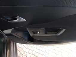 Peugeot 308 SW completo