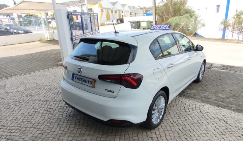 Fiat Tipo completo