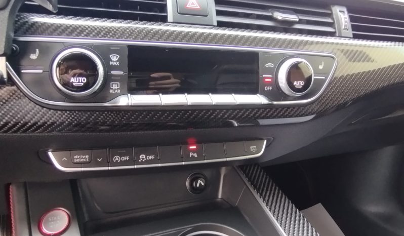 Audi RS5 COUPE completo