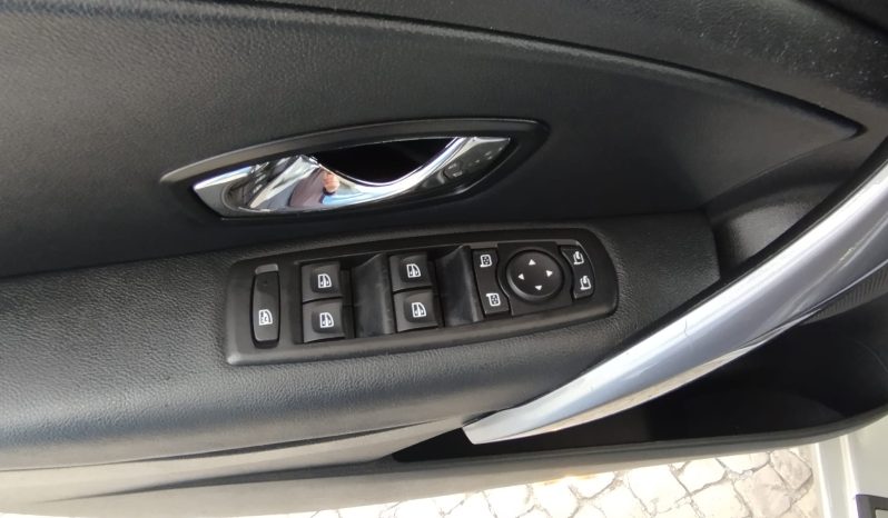 RENAULT MEGANE completo