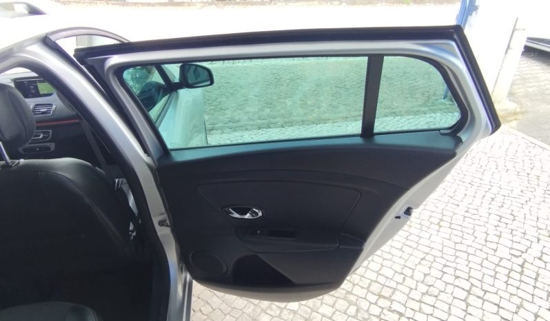 RENAULT MEGANE completo