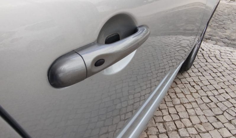 RENAULT MEGANE completo