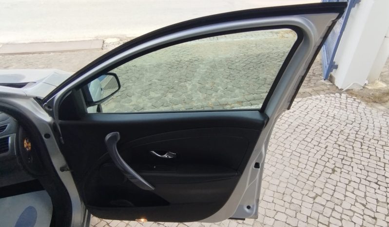 RENAULT MEGANE completo