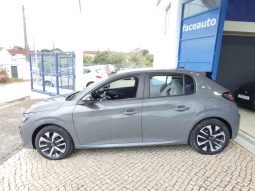 Peugeot e-208 completo