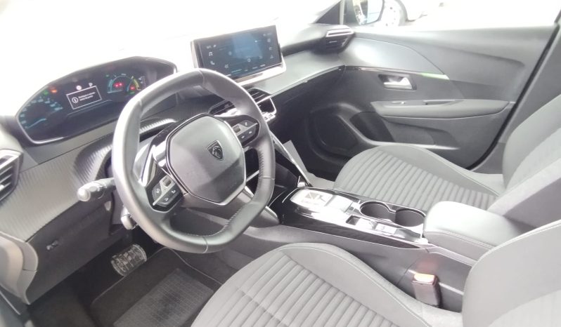 Peugeot e-208 completo