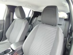 Peugeot e-208 completo