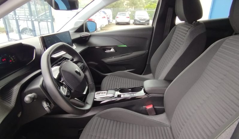 Peugeot e-208 completo