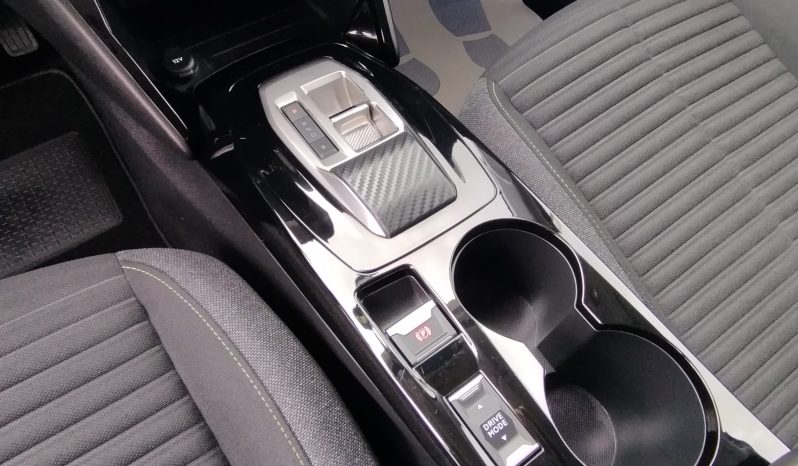 Peugeot e-208 completo
