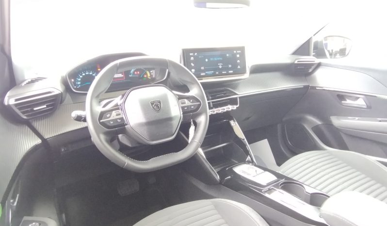 Peugeot e-208 completo
