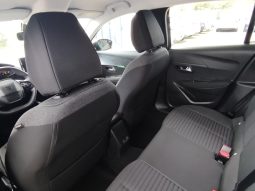 Peugeot e-208 completo