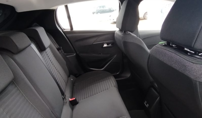 Peugeot e-208 completo