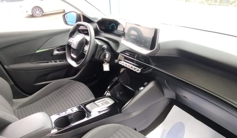 Peugeot e-208 completo