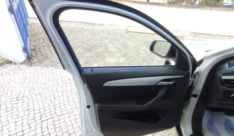 BMW X1 25 E XDRIVE completo