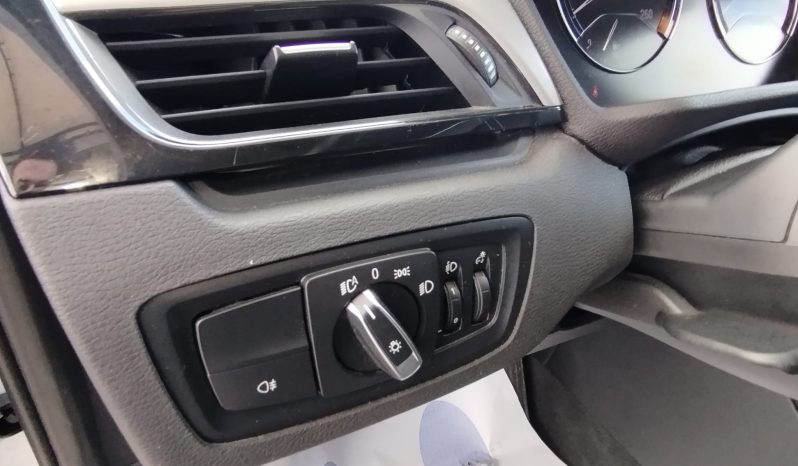 BMW X1 25 E XDRIVE completo