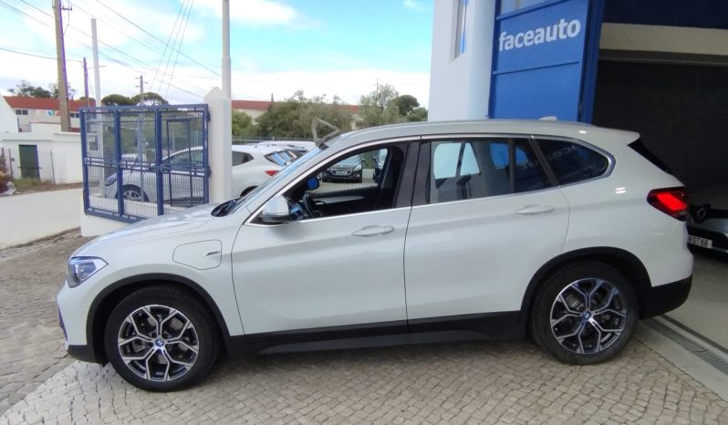 BMW X1 25 E XDRIVE completo