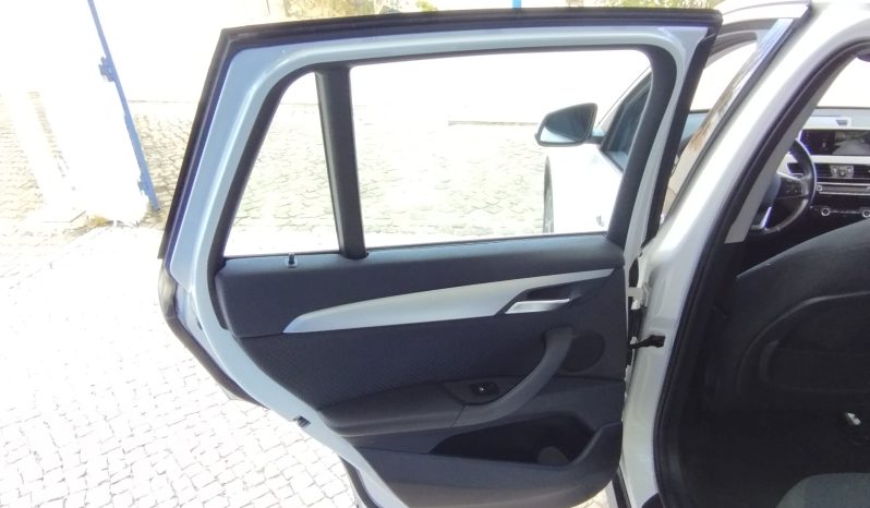 BMW X1 25 E XDRIVE completo