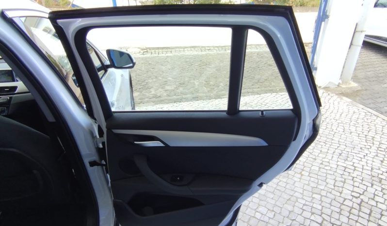 BMW X1 25 E XDRIVE completo