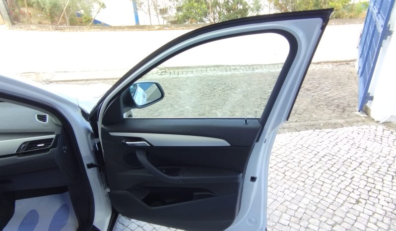 BMW X1 25 E XDRIVE completo