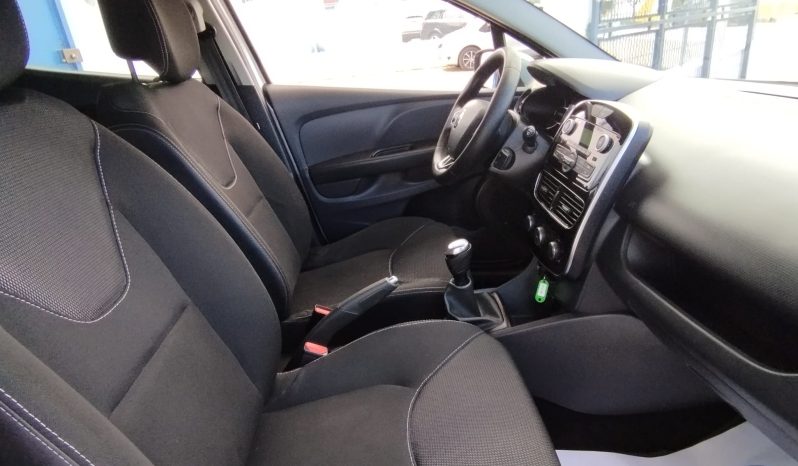 Renault Clio completo