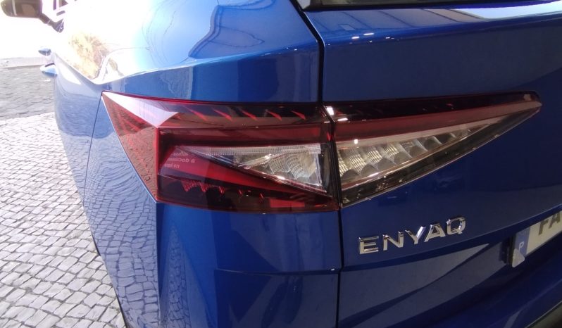 Skoda ENYAQ IV 80 completo