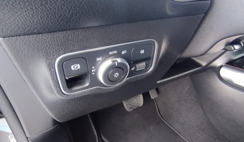 Mercedes-Benz EQB 250+ 7l completo