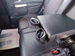 Mercedes-Benz EQB 250+ 7l completo