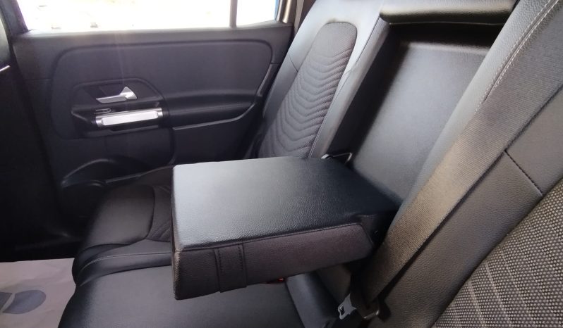 Mercedes-Benz EQB 250+ 7l completo