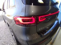 Mercedes-Benz EQB 250+ 7l completo