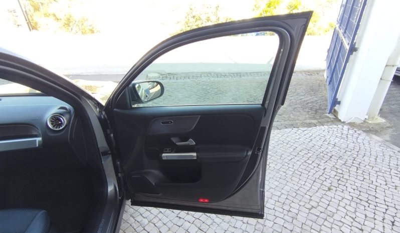 Mercedes-Benz EQB 250+ 7l completo