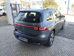 Mercedes-Benz EQB 250+ 7l completo