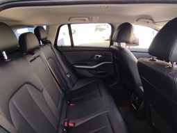 BMW 320d Touring completo