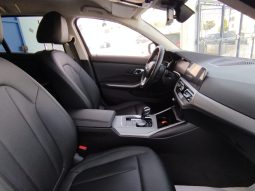 BMW 320d Touring completo