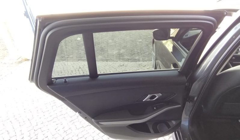 BMW 320d Touring completo