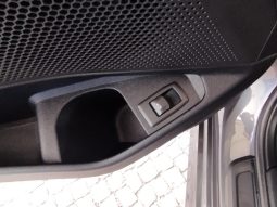 BMW 320d Touring completo