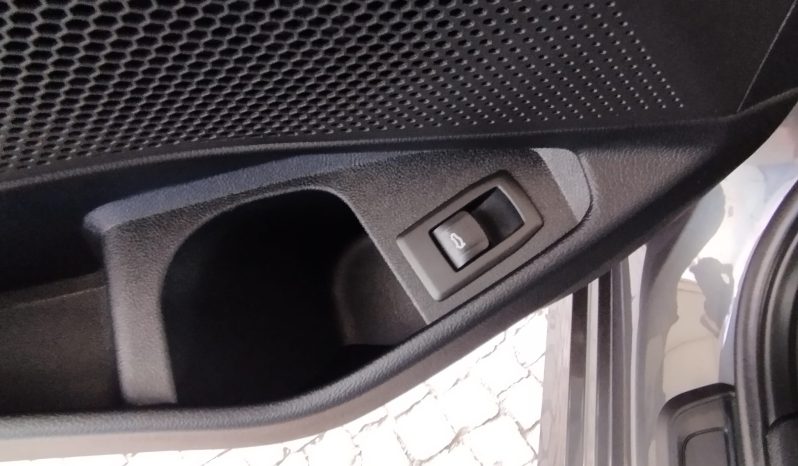 BMW 320d Touring completo