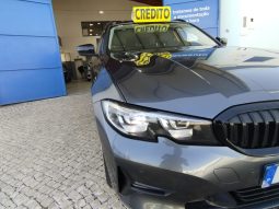 BMW 320d Touring completo