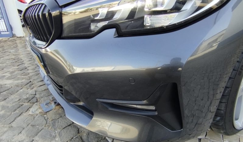 BMW 320d Touring completo