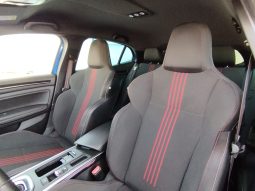 Renault Megane Plug-In R.S. Line completo