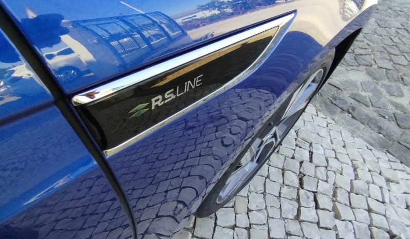 Renault Megane Plug-In R.S. Line completo